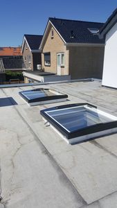 Fenêtre <span class=keywords><strong>de</strong></span> toit compacte et fixe en aluminium léger, idéale pour les sous-sols et greniers, facile à nettoyer, pour petits espaces <span class=keywords><strong>de</strong></span> <span class=keywords><strong>grenier</strong></span> - Product Image 6
