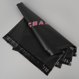 Bolsa de Correo de Polipropileno Compostable y Sostenible, Negra Mate, Personalizada por el Fabricante - Product Image 2