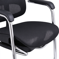 Chaise de visiteur ergonomique en maille avec support lombaire, cadre cantilever chromé pivotant et base en traîneau pour bureau et salle de réunion