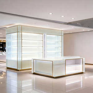 Comptoir d'exposition cosmétique modulaire en îlot gondole avec plateau de présentation, étagères à niveaux pour l'aménagement de boutiques de beauté et les duty-free - Product Image 2