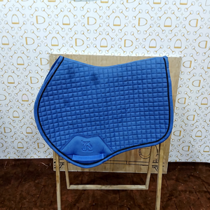 BRAND ZONE1995 Tapis de selle classique personnalisé en coton satiné avec doublure en maille, durable et confortable pour l'équitation et le saut d'obstacles - Product Image 1