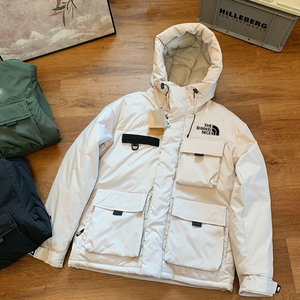 Giacca Casual da Uomo in Tela Impermeabile e Antivento - Stile Sportivo Invernale con Cappuccio e Zip Completa, 80% Piumino - Product Image 1