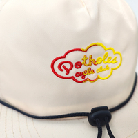 Chapeau imperméable en nylon vierge 5 panneaux pêche personnalisé camping classique 5 panneaux casquettes de camp oem personnalisé avec corde