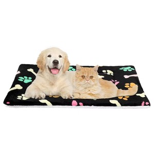 Tapis pour animaux de compagnie en <span class=keywords><strong>laine</strong></span> épaisse automne-hiver, confortable, moelleux, chaud, lavable, imprimé tendance, pour chat et chien, vente en gros d'usine - Product Image 5