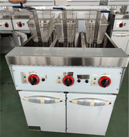 Friteuse Commerciale Électrique à 3 Bacs et 3 Paniers, Autonome, Équipement de Cuisine Professionnel pour Restaurants, Machine à Frire Poulet et Frites