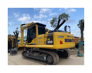 Excavatrice sur chenilles hydraulique Komatsu PC200 PC200-7 PC200-8 d'occasion, d'origine japonaise, en stock - Product Image 1