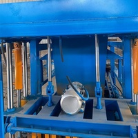 Machine à fabriquer des blocs QT4-18 à haute efficacité, ligne de production de briques en ciment entièrement automatique avec commande PLC