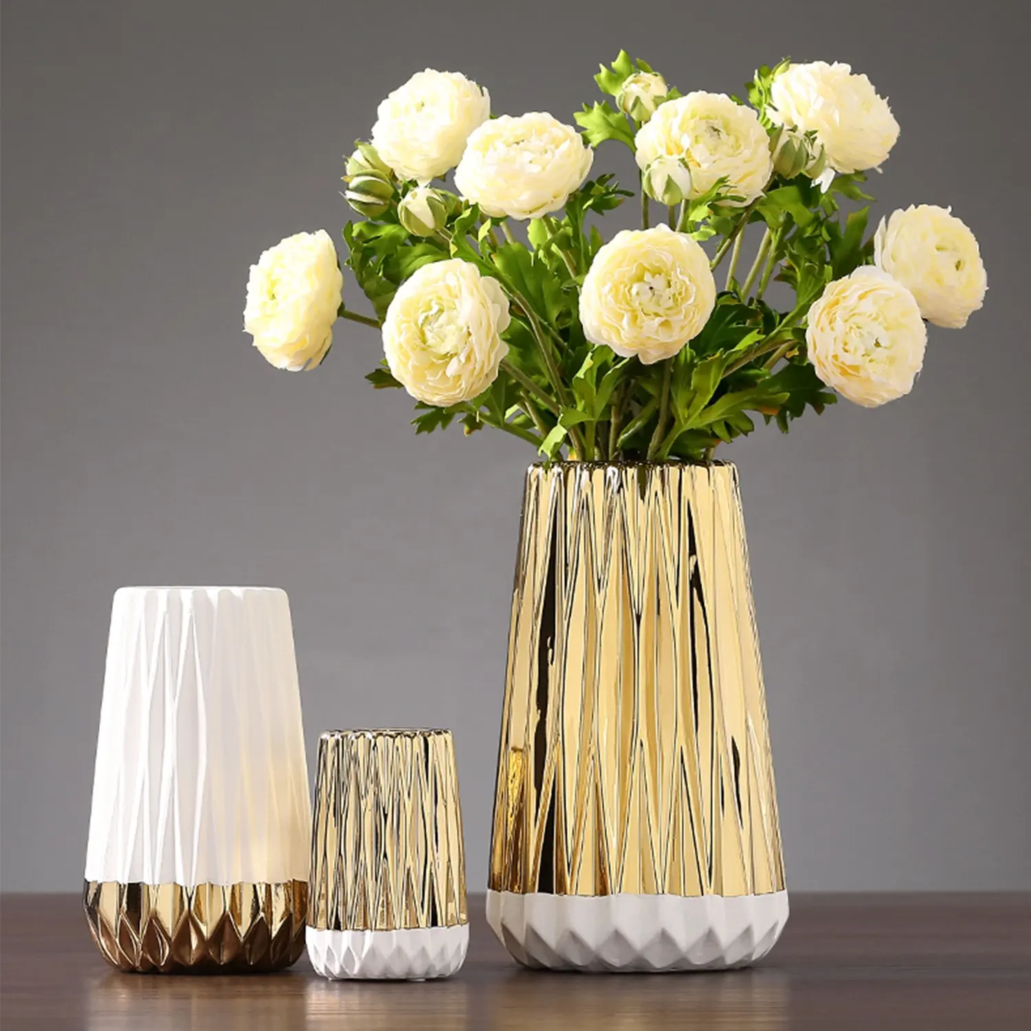 White Ceramic Flower Vase Gradient Vase Modern Geometric Vase Centerpiece Decorations For Home Office