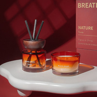 Ensemble cadeau de diffuseur de parfum de luxe avec boîte d'emballage, bougies parfumées à la cire de soja dans un flacon rond en verre, étiquette privée personnalisée