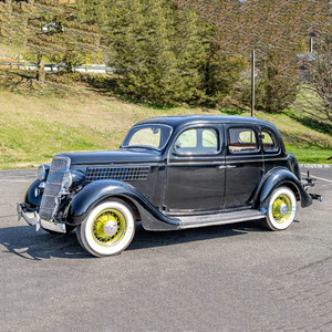 <span class=keywords><strong>Venta</strong></span> Especial - Auto Clásico Retro <span class=keywords><strong>de</strong></span> Lujo, Vehículo <span class=keywords><strong>de</strong></span> Drama Televisivo Retro, Auto Clásico Negro en <span class=keywords><strong>Venta</strong></span> - Product Image 1