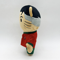 Fabricant chinois de peluches personnalisées pour enfants, mascotte de football en peluche douce, numéro 7, maillot rouge, pantalon vert, cadeau pour enfants