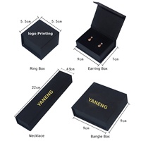 Scatola per Gioielli di Lusso Personalizzata in Cartone Riciclabile a Forma di Libro con Chiusura Magnetica, 13 Colori e 4 Misure, Opzione Logo Personalizzato