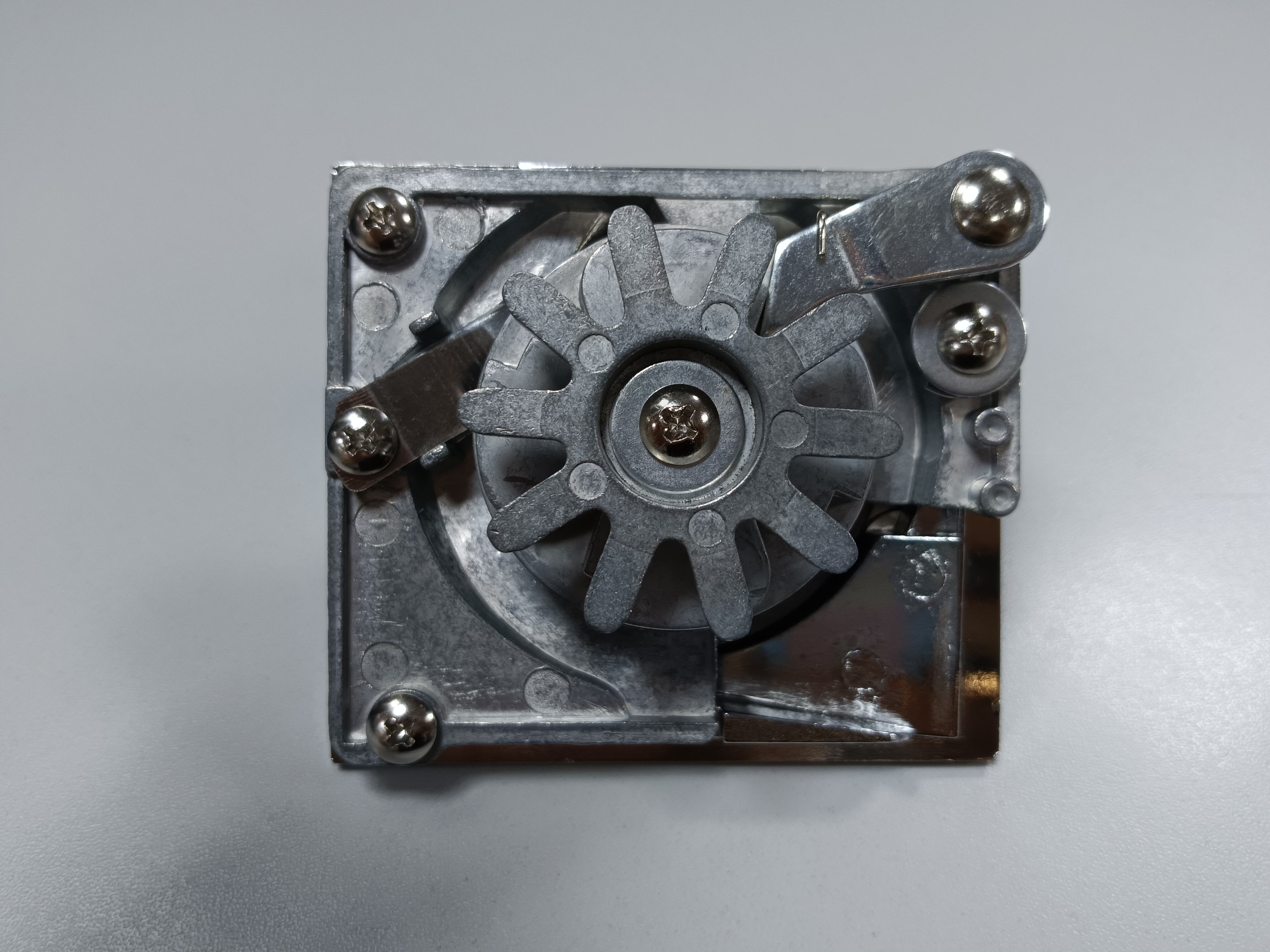 How to Choose a Dirham Coin Acceptor LK750 Different Version 1 for UAE  Vending Machines