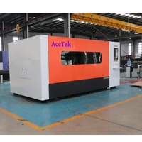 Máquina de corte por láser de fibra de 4000 vatios, completamente cerrada, para grabado de acero al carbono, latón y aluminio, herramientas de grabado de 2kw, 3kw, 6kw, precio.