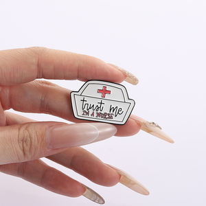 Confía en mí, soy un doctor, alfileres esmaltados, insignia de sombrero de enfermera, broche de Serie médica, joyería de solapa, regalos para estudiantes y amigos - Product Image 4