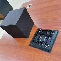 Pantalla LED Giratoria de 360 Grados con Diseño de Cubo Mágico de Rubik P2.5 para Letreros Publicitarios en Centros Comerciales