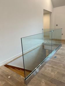 Barandilla <span class=keywords><strong>de</strong></span> Vidrio en Forma <span class=keywords><strong>de</strong></span> U, Moderna, para Viviendas Residenciales, Duradera, sin Marco, para Escaleras - Product Image 2