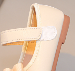 <span class=keywords><strong>Chaussures</strong></span> <span class=keywords><strong>plates</strong></span> de princesse en cuir PU à semelle souple pour bébé fille, style coréen, printemps, vêtements d'extérieur pour enfants, nœud, fête de mariage - Product Image 5