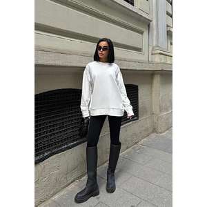 Sobe Angelina Sudadera Metálica con Efecto Péndulo para Mujer, Oversize, Tejida, Transpirable, Color Sugar Cheese - Product Image 3