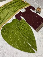Koleksi Wanita India dalam grosir tersedia tersedia Kurti dengan Salwar dalam kain kualitas tinggi perancang baru terlihat Kurta dhoti salwaar
