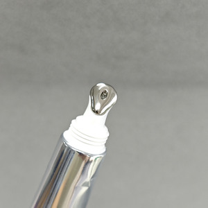 <span class=keywords><strong>Gloss</strong></span> à lèvres hydratant en tube métallique, marque privée, brillance intense - Product Image 4
