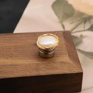 Broche de Perlas Cultivadas de Lujo Chapado en Oro para Regalo del Día de la Madre, Regalo de Cumpleaños, para Abuela, Esposa, Joyería Elegante - Product Image 2
