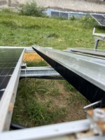 Robot de nettoyage de panneaux solaires