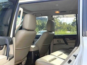 รถยนต์มือสองขายดี ปี 2017 มิตซูบิชิ ปาเจโร V97 3.8L รุ่นตะวันออกกลาง รถ SUV มือสอง พวงมาลัยซ้าย เกียร์ออโต้ 250 แรงม้า 7 ที่นั่ง ตำนานออฟโรด - Product Image 4
