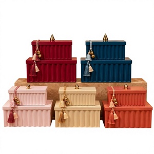 Caja de Regalo Rectangular de Metal con Borde Acanalado y Tapa con Borla, Decorativa para Fiestas, Contenedor para Regalos para Diwali, Festivales y Navidad - Product Image 1