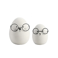 Figurine d'œuf portant des lunettes, sculpture en ciment blanc et fer, style nordique minimaliste, pour décoration intérieure de salon, unique