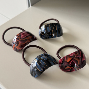 Hochwertige koreanische Version Halbkreis förmige Pferdes chwanz schnalle Fantasy Farbe Einfache Essigsäure Haars eil Gummiband Haarschmuck - Product Image 2