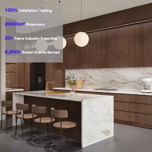 Projet de villa à <span class=keywords><strong>Maurice</strong></span> : Cuisine classique en bois et verre avec îlot central, armoires de cuisine pratiques et fonctionnelles - Product Image 2
