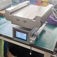 Machine de guidage de bande de 350 mm avec table de réception de matériaux