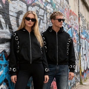 Hoodie unisexe oversize à épaules tombantes, coupe courte et carrée, avec design découpé à l'effigie d'un anneau en fer, imprimé, à fermeture éclair, pour fabricants de streetwear - Product Image 3