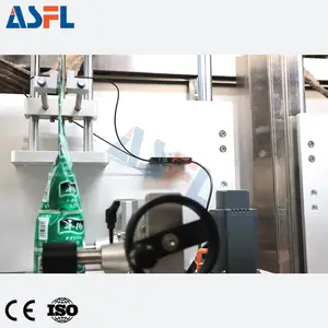 स्वचालित pvc लेबलिंग प्लास्टिक बोतल राउंड बोतल के लिए लेबलिंग मशीन
