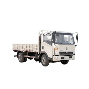 High Quality 140Hp Sinotruck Howo 4*2 Diesel Power <strong>6</strong>-<strong>Wheel</strong> <strong>Truck</strong> Light New 10 Tons Fence Cargo <strong>Truck</strong> with Side Wall for Sale - Product Image 1
