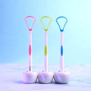 Raschietto per lingua in plastica con testa larga in silicone colorato per la pulizia della lingua - Product Image 2