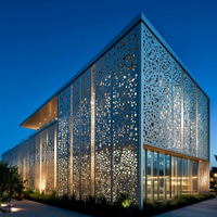 Façade 3D en aluminium, mur-rideau perforé en aluminium personnalisé, projet de panneau en forme de diamant pour l'extérieur
