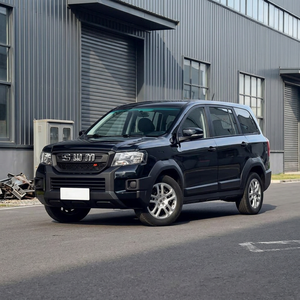 SWM G03F 1.5L Manuelle 7 places SUV Neuf Intérieur Sombre Volant à Gauche Pneus R17 Caméra Arrière Essence Véhicule Utilitaire Familial - Product Image 1