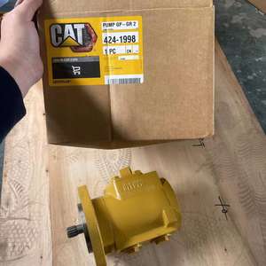 Pièces de machines de Construction Original nouveau 424-1998 4241998 Pompe à engrenages à huile à 2 sections pour <span class=keywords><strong>CAT</strong></span> 988GC 988K 986H <span class=keywords><strong>986K</strong></span> 986 988 - Product Image 6