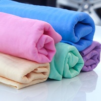 Chiffon de chamois personnalisé doux à séchage rapide de haute qualité pour les détails automatiques usage domestique gros rouleau chiffon de nettoyage d'entretien de voiture
