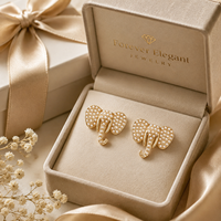 Boucles d'oreilles clous éléphant mignonnes en métal plaqué or avec imitation perle, personnalisées, de la marque Delta Group Label DST, bijoux pour femmes, idéales pour les cadeaux