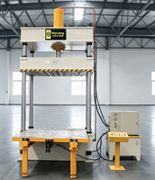 Presse hydraulique servo à quatre colonnes 200T, utilisée pour le formage de matériaux composites, la fabrication d'hélices de drones et de pièces en CFRP