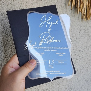 Elegante Tarjeta de Invitación de Boda con Lámina Dorada Negra, Acabado Mate Personalizado, Carpeta Rectangular - Product Image 4