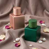 Flacons de parfum de qualité 100 ml en verre carré, design moderne élégant et personnalisable, fabriqués par Anding.