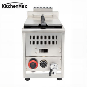 Friteuse à gaz multi-paniers réglable KitchenMax avec soupape de sécurité et minuterie pour les snack-bars et la restauration - Product Image 1