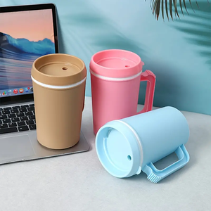 Vasos de paja de plástico con aislamiento de gran capacidad con logotipo personalizado estilo camionero PP taza de agua de doble pared <span class=keywords><strong>Mega</strong></span> taza con tapa con asa - Product Image 6