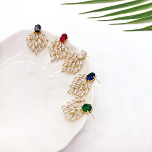 Zhenlu Jewelry Leaf <b>Stud</b> <b>Earrings</b> Micro Insert Zircon Copper Alloy Party Fashion <b>Earrings</b> Geometric Plant Design - Product Image 2