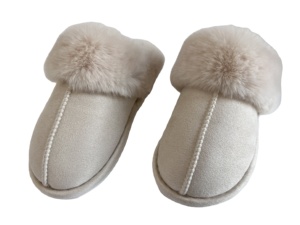 Pantuflas de Mujer de Gamuza Beige, Forradas de Felpa Cálida, <span class=keywords><strong>para</strong></span> Interiores, con Cuello de Piel Sintética - Product Image 1