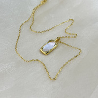Collier plaqué or rétro 2026 pour femme, ensemble de chaînes de clavicule en coquillage, luxe léger et de niche, collection été